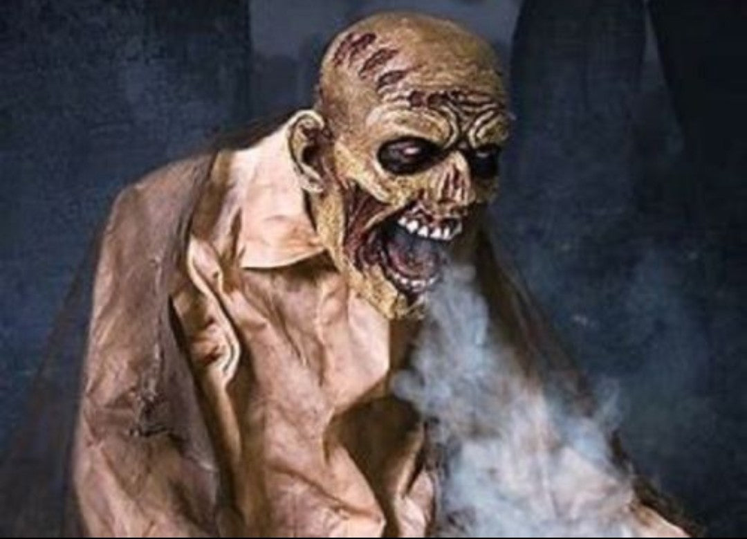 Gaseous Zombie Animated w 1000 Watt Fog Machine Halloween Haunted Prop Outdoor