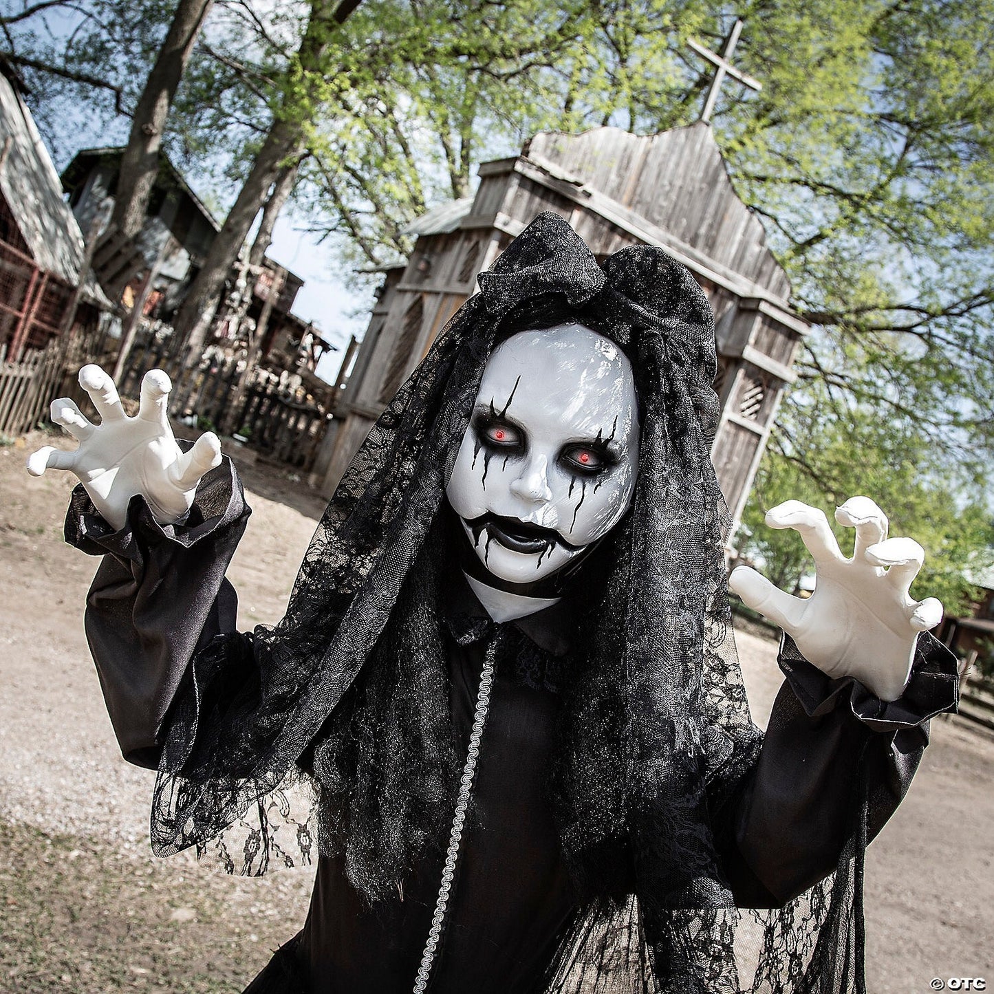 See Video LifeSize Jaw Drop Black Bride Animated Halloween Haunt Yard Prop Decor