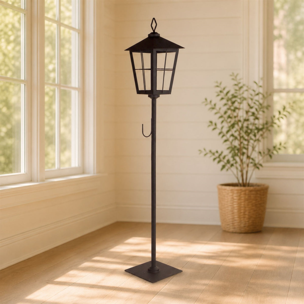 Metal Lantern Post with Wreath Holder 43.25"H — manufacturer image 2