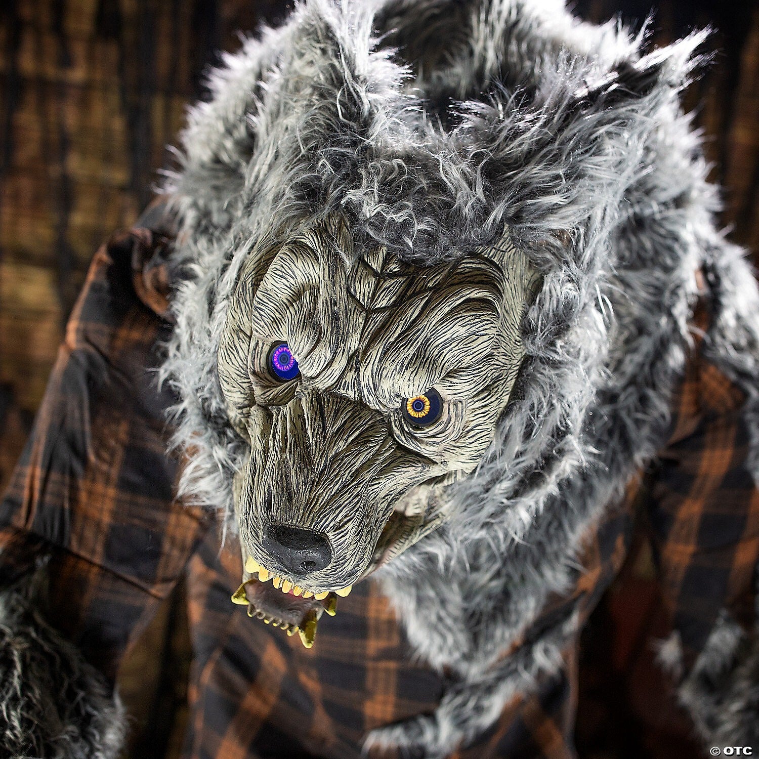 Giant 7.5 Ft Hulking Werewolf Animatronic Halloween Haunt Yard Prop Digital Eyes