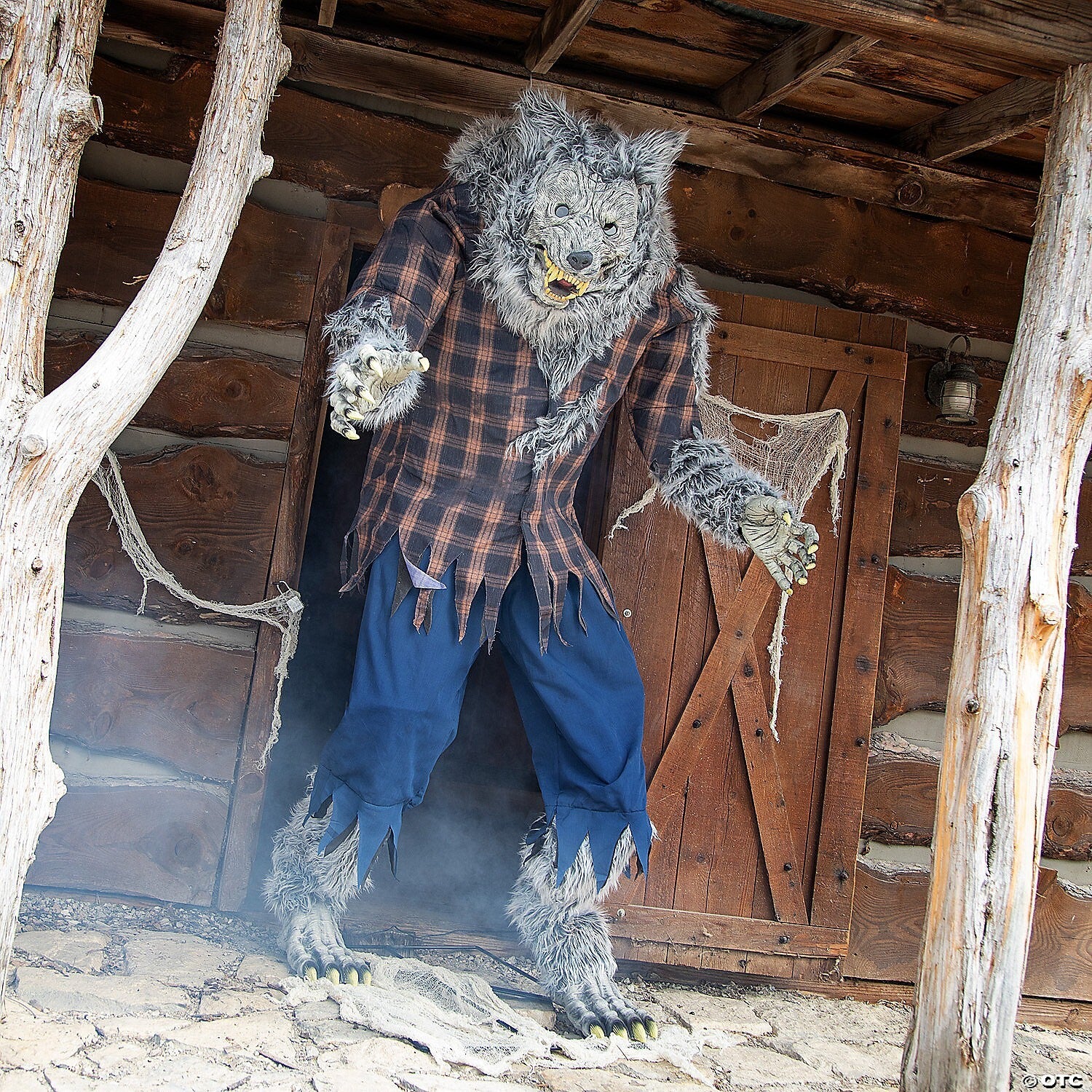 Giant 7.5 Ft Hulking Werewolf Animatronic Halloween Haunt Yard Prop Digital Eyes