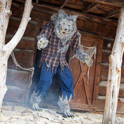 Giant 7.5 Ft Hulking Werewolf Animatronic Halloween Haunt Yard Prop Digital Eyes