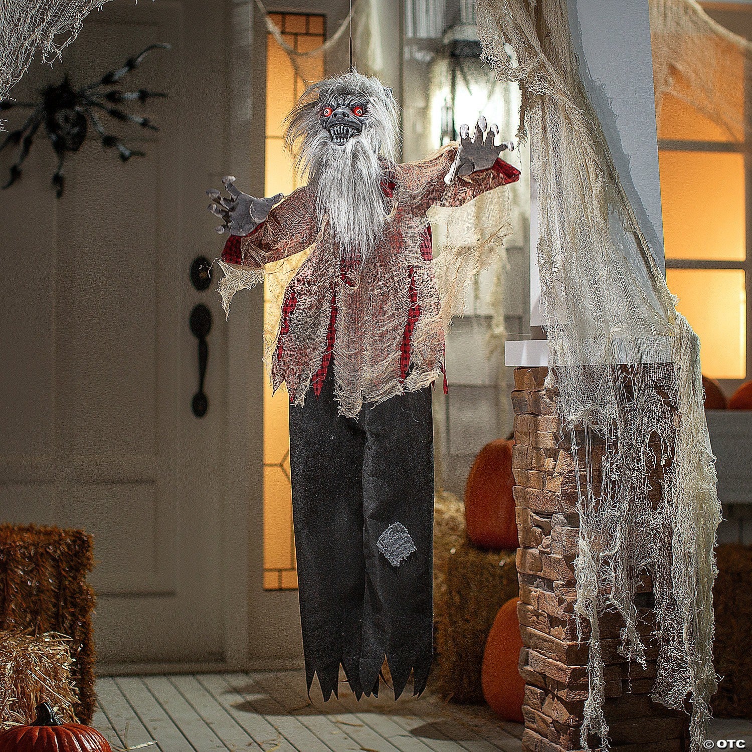 See Video! Hanging Werewolf Animated Halloween Decoration Outdoor Haunted Prop