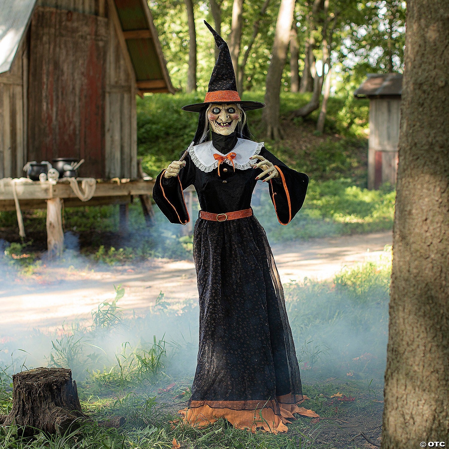 Life Size 7 Ft Whimsical Witch Talking Animated Halloween Haunt Prop Crone Decor