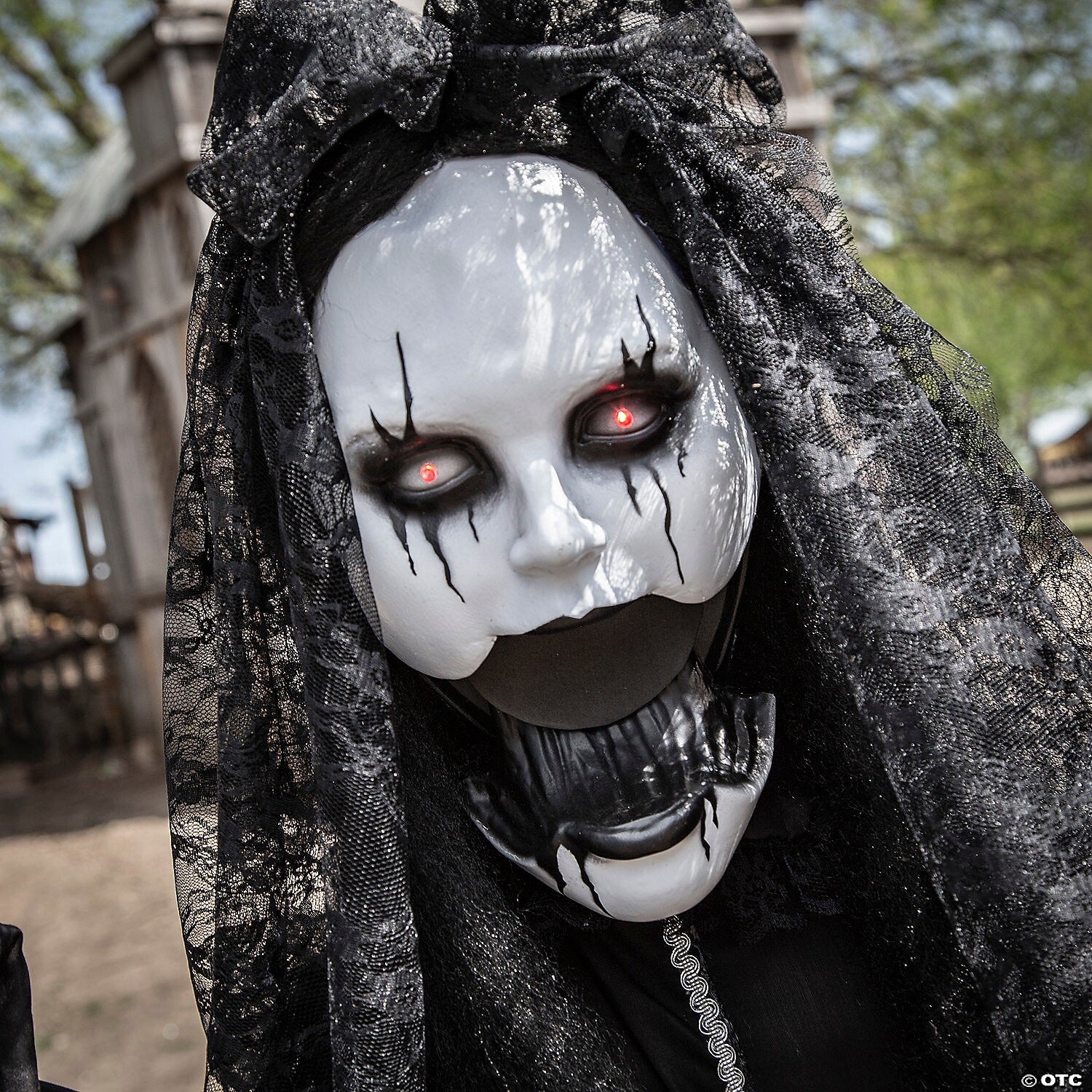 See Video LifeSize Jaw Drop Black Bride Animated Halloween Haunt Yard Prop Decor
