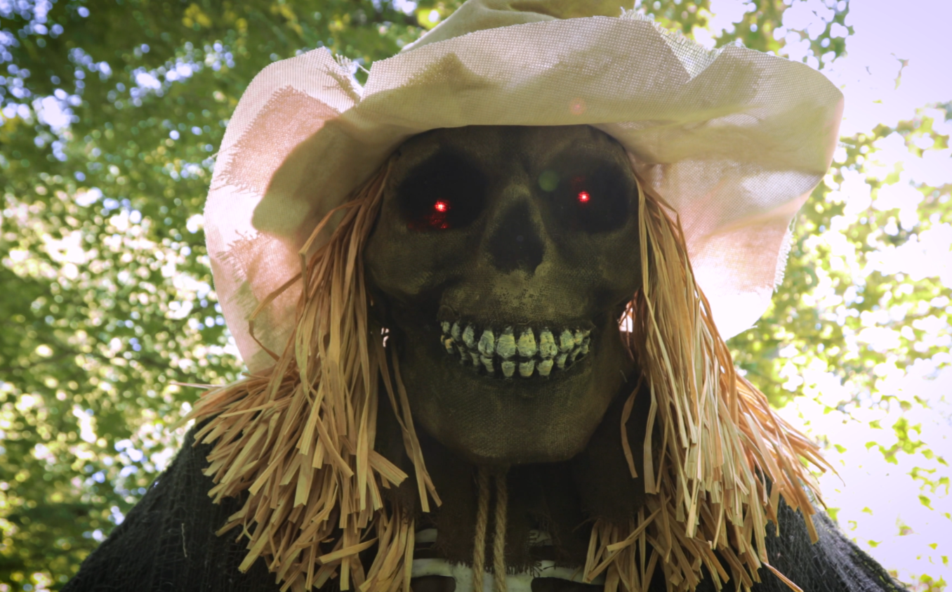 Animatronic Scarecrow Lifting to 7 Ft Tall Halloween Haunt Prop Spirit Animated