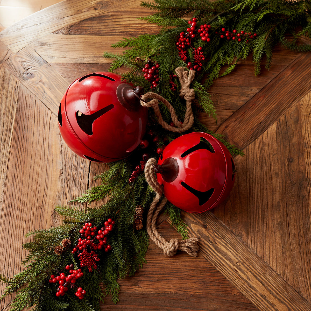 Red Metal Sleigh Bell with Jute Hanger (Set of 2) — manufacturer image 2
