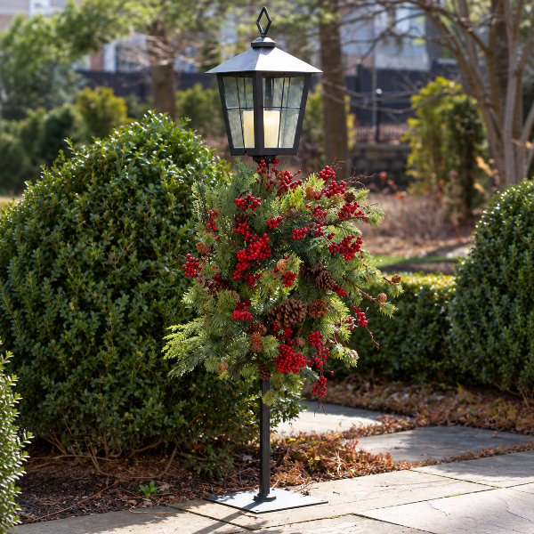 Metal Lantern Post with Wreath Holder 43.25"H — Melrose International product photo