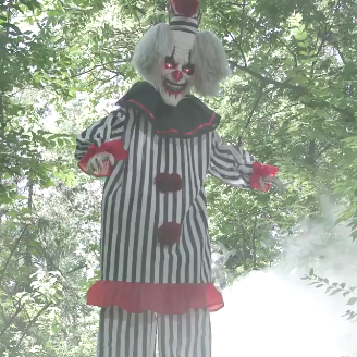 8 ft rising clown animated Halloween prop