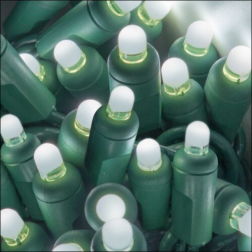Lux360 D5 cool white LED Christmas string lights on green wire